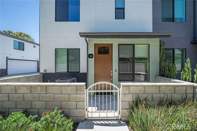 2775 W Pepper Tree, Anaheim, Active - Home for Sale