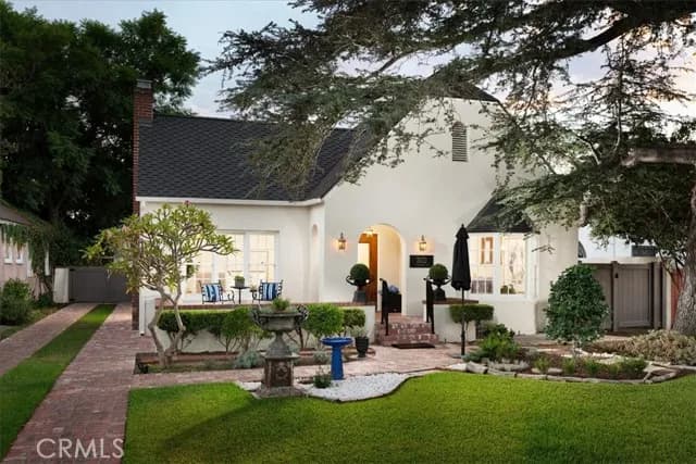 2422 N Heliotrope, Santa Ana, Active - Home for Sale