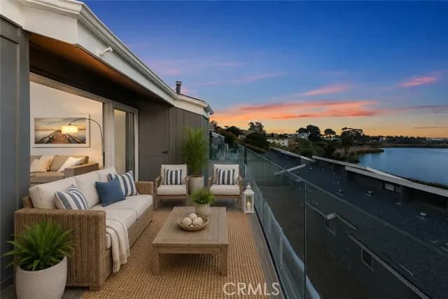 2399 Jefferson St, Carlsbad, Active - Home for Sale
