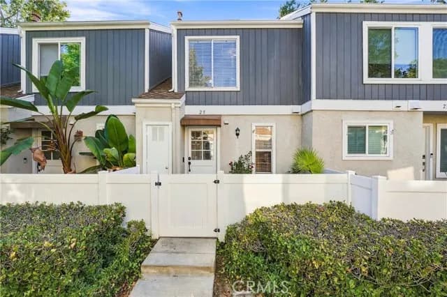 25 Bentwood Ln, Aliso Viejo, Active - Home for Sale