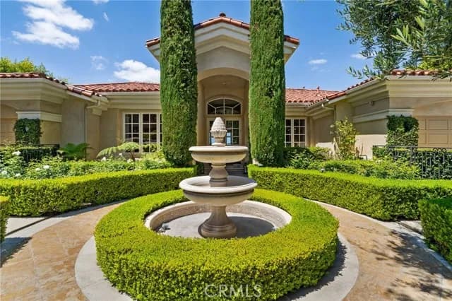 10511 Easter Hill Dr, North Tustin, Active - Home for Sale