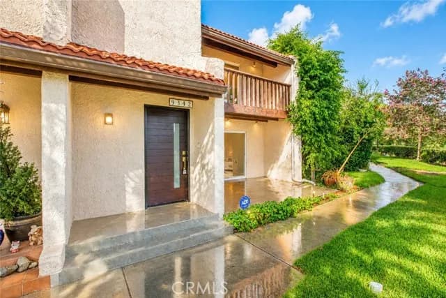 9512 Via Venezia, Burbank, Active - Home for Sale
