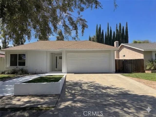 6897 Crest Ave, Riverside, Active - Home for Sale