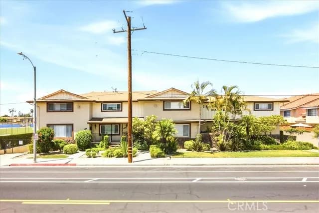 10365 Downey Ave, Downey, Active - Home for Sale