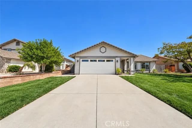 1291 Comiskey Court, Perris, Active - Home for Sale