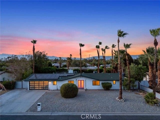 2860 E Ventura Rd, Palm Springs, Active - Home for Sale