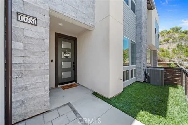 10951 Lotta Court, San Diego, Active - Home for Sale