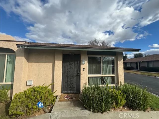6389 Del Mar Way, Riverside, Active - Home for Sale