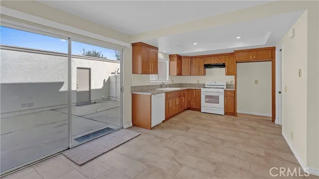 15279 Cadiz, Westminster, Active - Home for Sale