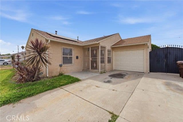 2412 W Tichenor St, Compton, Active - Home for Sale