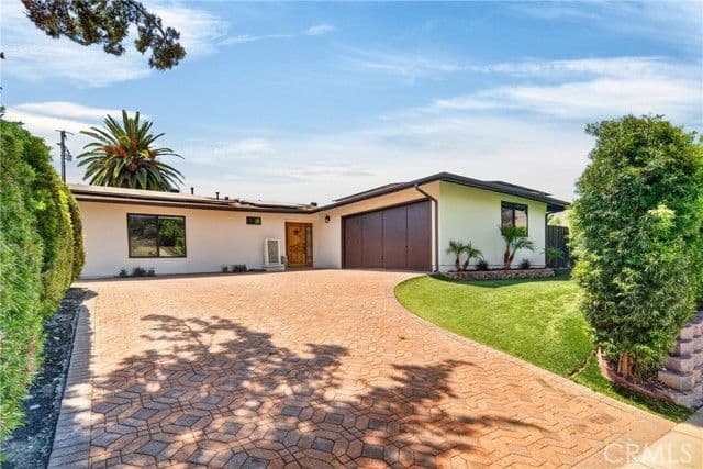 5420 Parkmor, Calabasas, Active - Home for Sale