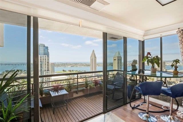 700 Front St, San Diego, Active - Home for Sale