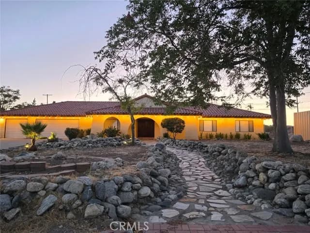295 Summit Dr, Banning, Active - Home for Sale