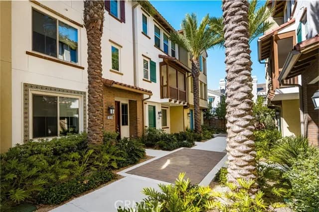 19114 Azul, Huntington Beach, Active - Home for Sale
