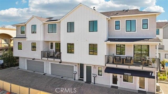 2344 Red Coral Glen, Escondido, Active - Home for Sale