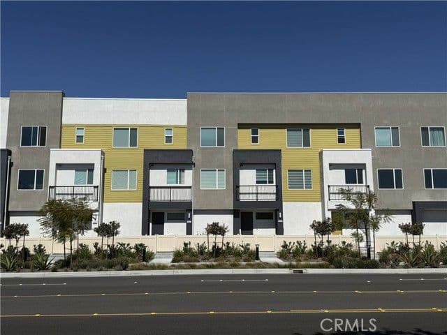 243 Sand Palm Dr, Anaheim, Active - Home for Sale