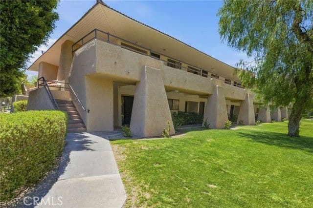 2801 N Los Felices Circle, Palm Springs, Active - Home for Sale
