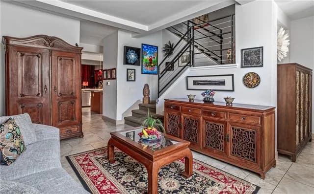 201 E Angeleno, Burbank, Active - Home for Sale