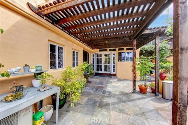 1594 Linwood St, San Diego, Active - Home for Sale