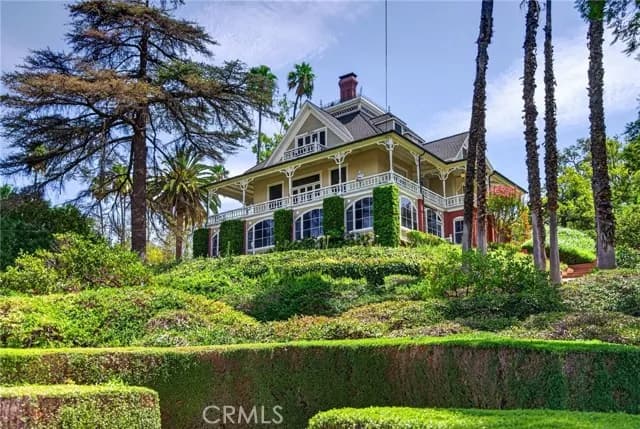 2812 Ivy, Riverside, Active - Home for Sale