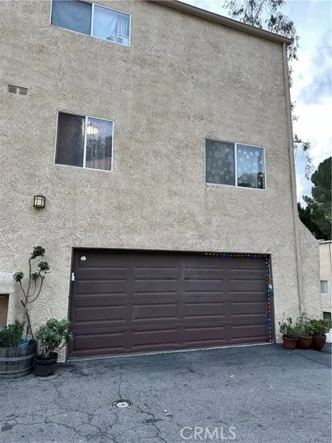 9542 Via Venezia, Burbank, Active - Home for Sale