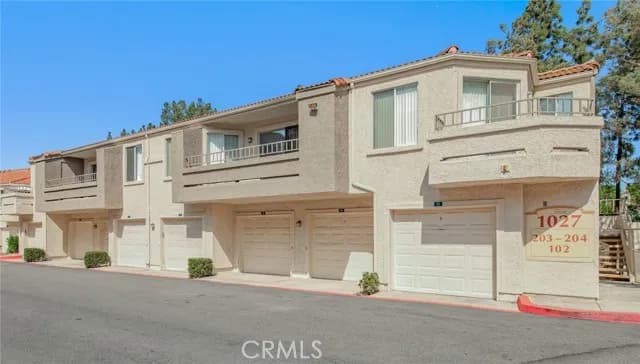 1027 Vista Del Cerro Dr, Corona, Active - Home for Sale
