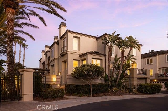 19441 Surf, Huntington Beach, Active - Home for Sale