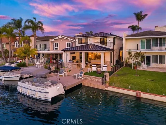 21845 Ticonderoga Ln, Lake Forest, Active - Home for Sale