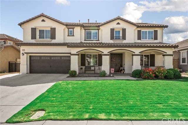 6855 Old Peak Ln, Eastvale, Active - Home for Sale