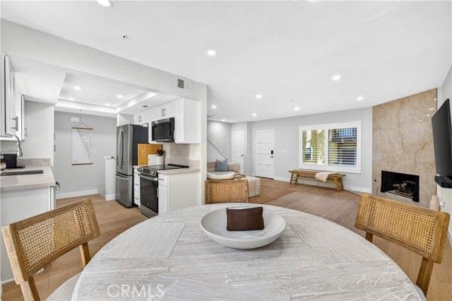 1680 N Coast Hwy 101, Encinitas, Active - Home for Sale