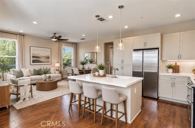 902 N Botanica Ln, Azusa, Active - Home for Sale