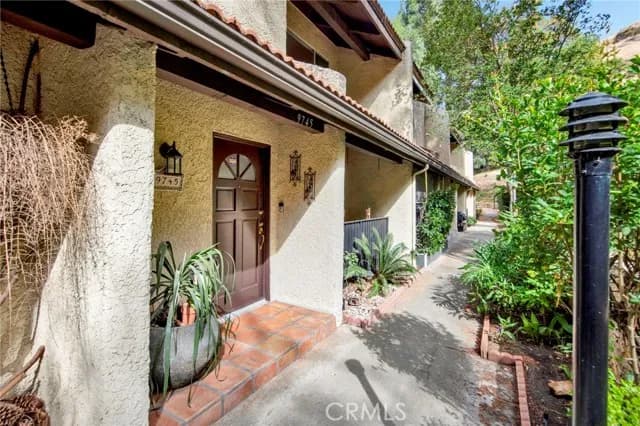 9745 Via Roma, Burbank, Active - Home for Sale