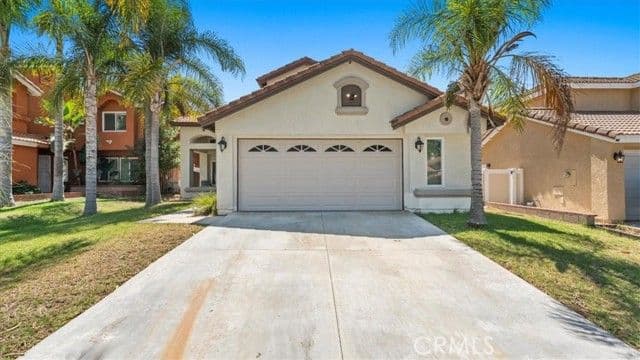 1860 Coolidge St, Corona, Active - Home for Sale