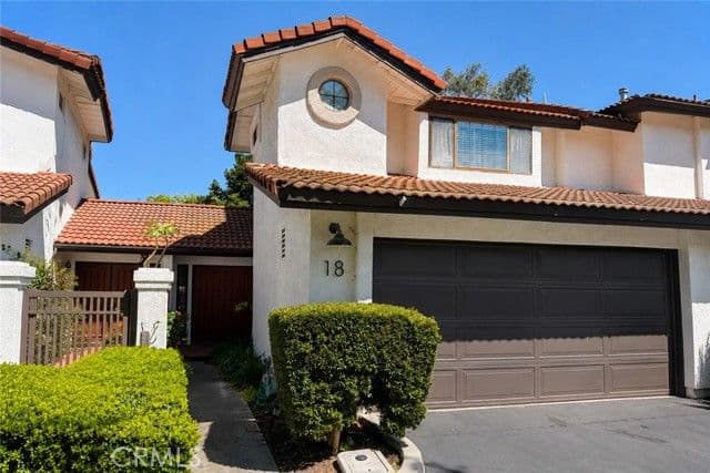 18 Clover Hill Ln, Laguna Hills, Active - Home for Sale