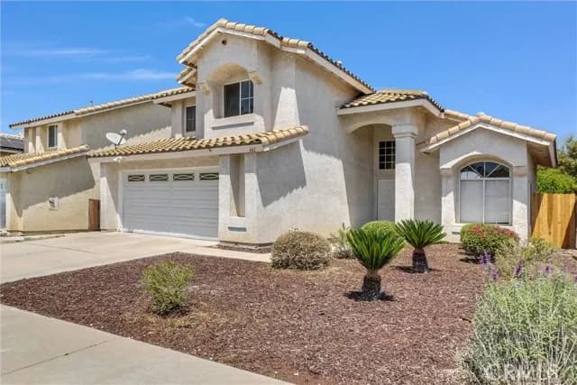 661 La Cumbre, Corona, Active - Home for Sale
