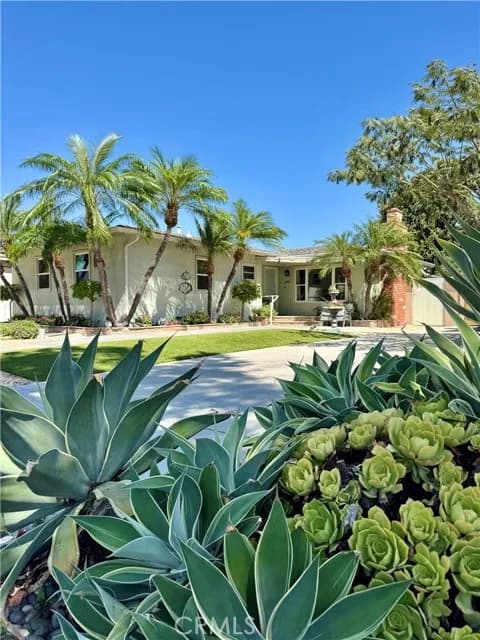 2019 Valencia, Santa Ana, Active - Home for Sale