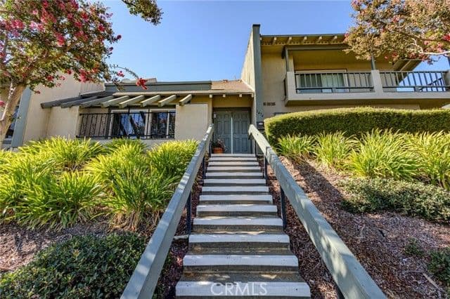 1434 Via Del Rio, Corona, Active - Home for Sale