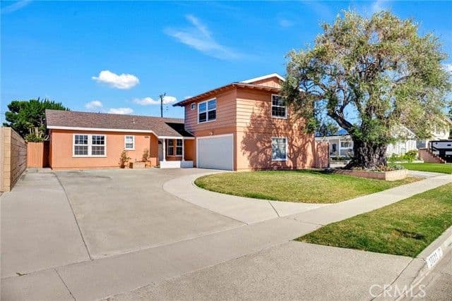 17111 Santa Rita St, Fountain Valley, Active - Home for Sale