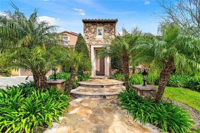 28 Drackert Ln, Ladera Ranch, Active - Home for Sale