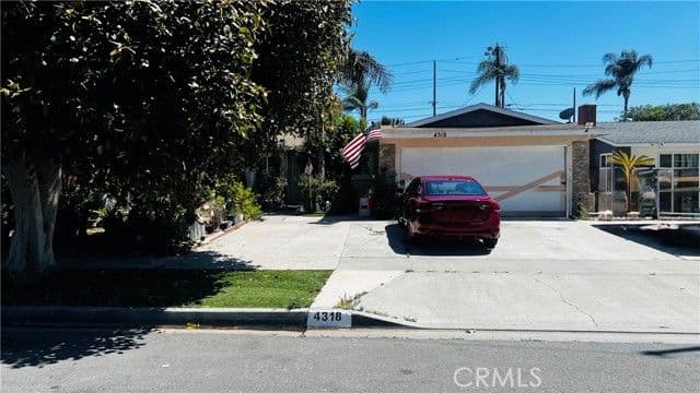 4318 Silver Dr, Santa Ana, Active - Home for Sale