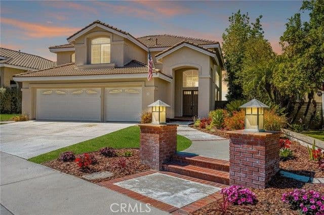 25 La Perla, Lake Forest, Active - Home for Sale