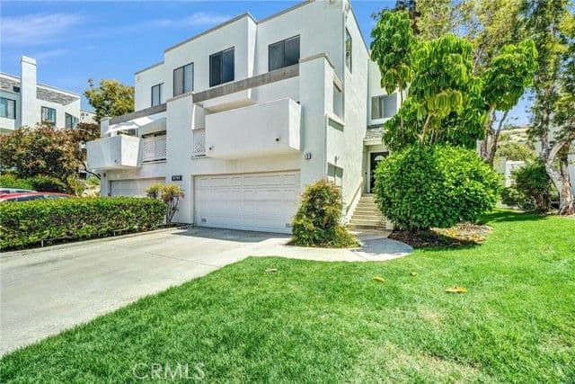 5733 E Stillwater Ave, Orange, Active - Home for Sale