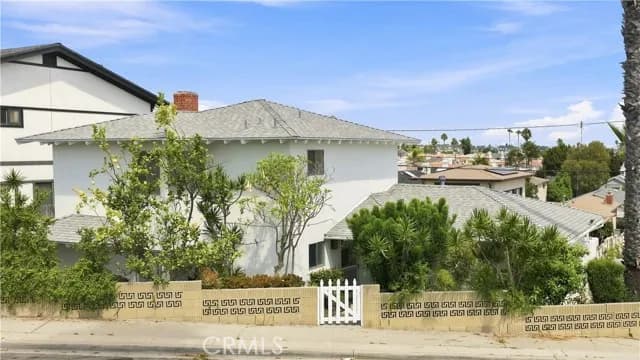 1913 Ripley Ave, Redondo Beach, Active - Home for Sale