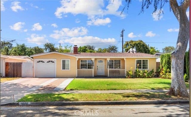 1884 Carol, Fullerton, Active - Home for Sale