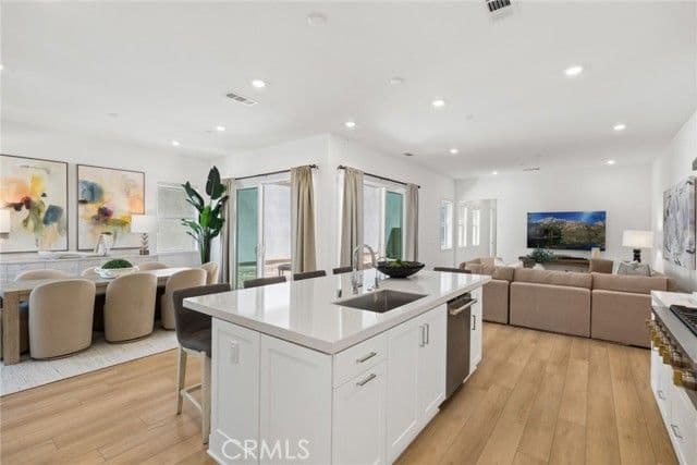 446 Sonia, Irvine, Active - Home for Sale