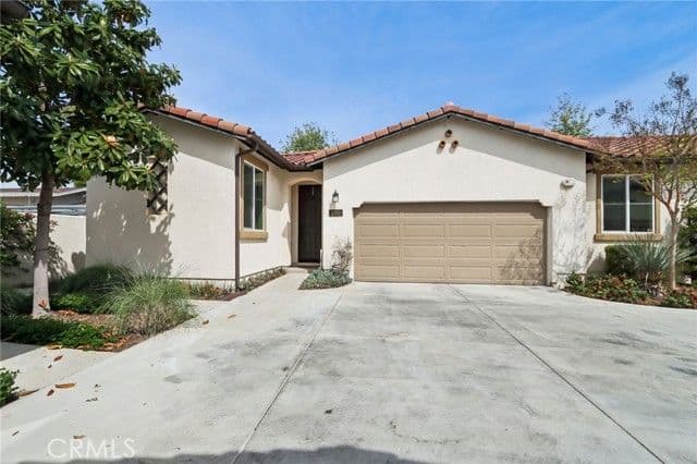 4700 E Washington Ave, Orange, Active - Home for Sale