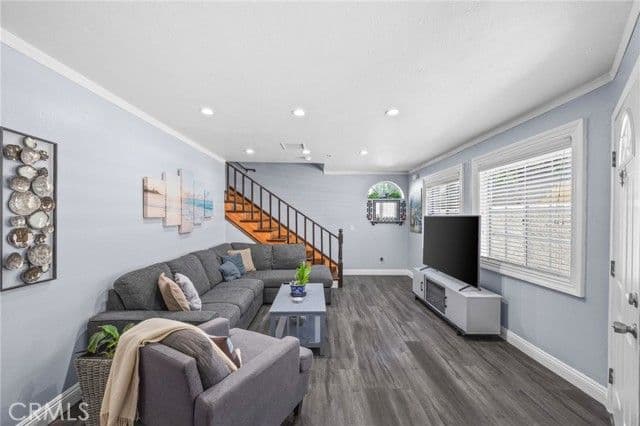 9333 Elm Vista Dr, Downey, Active - Home for Sale