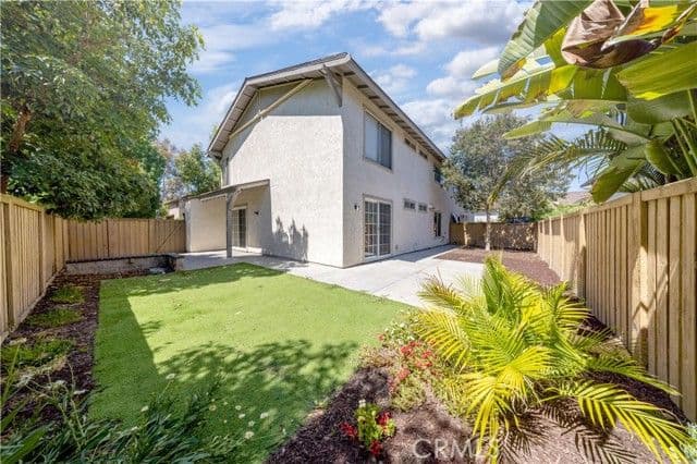 84 Clearbrook, Irvine, Active - Home for Sale