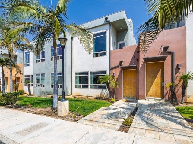 1225 E Grand Ave, El Segundo, Active - Home for Sale