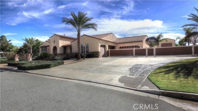 923 Union, Cherry Valley, Active - Home for Sale
